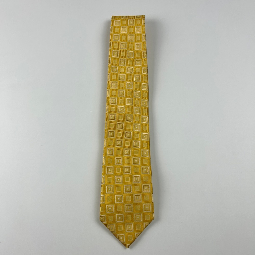 Donald J. Trump Signature Collection Yellow Geometric 100% Silk Tie China
